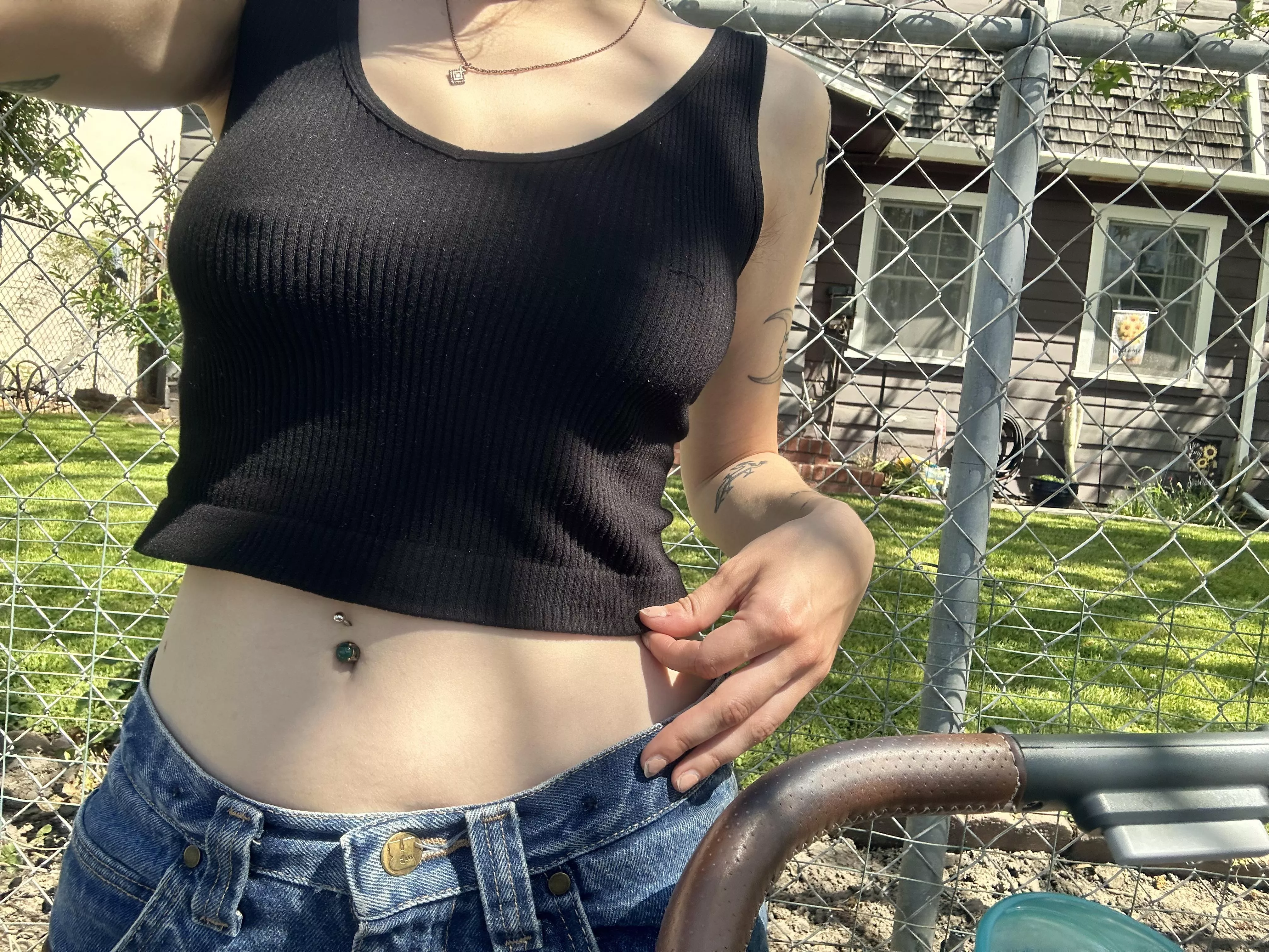 anybody here have a naughty nanny fantasy? 😋🙈 posted by xstarrxlovex