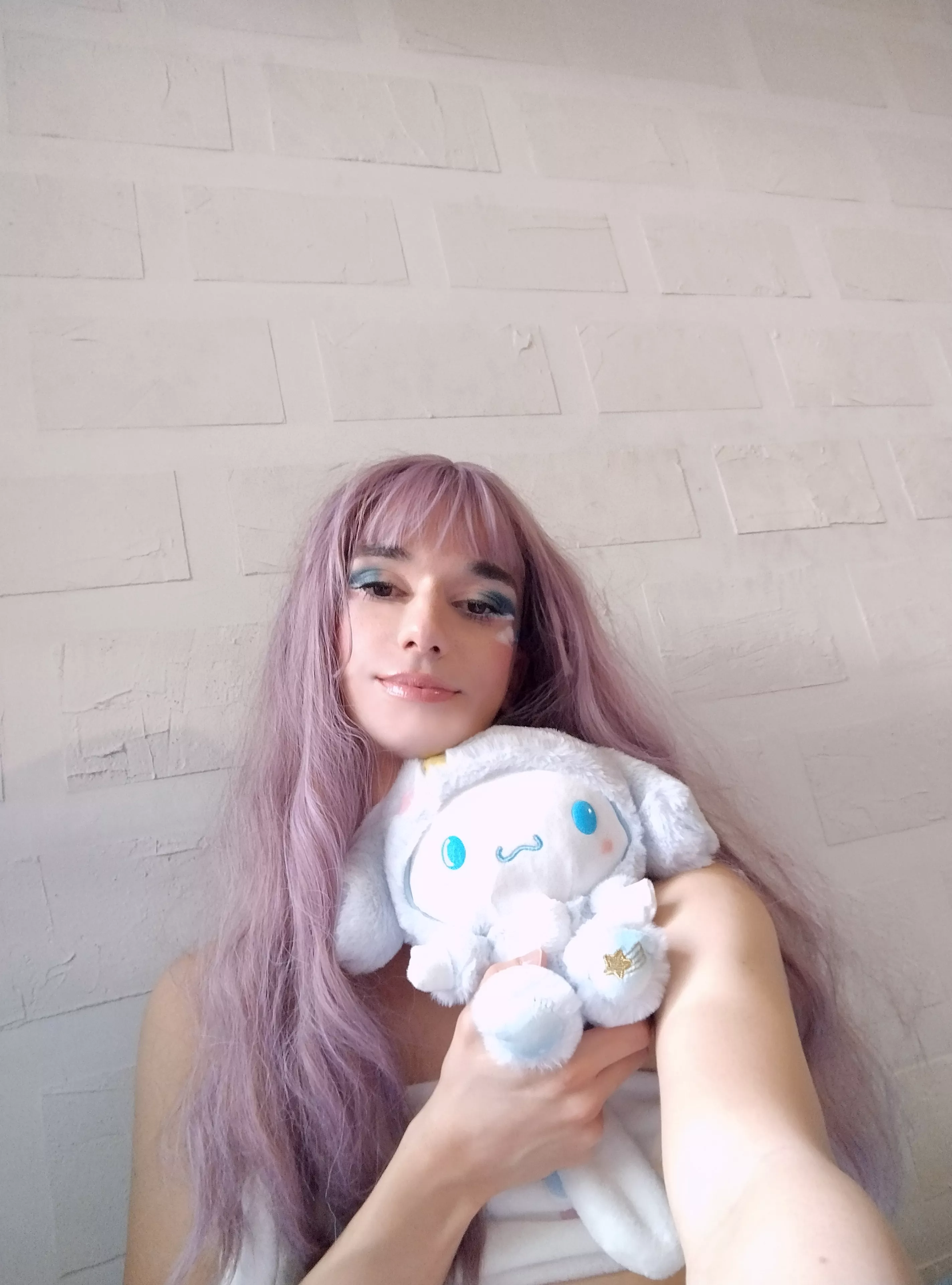 anyone wanna hug? >w< posted by paxior