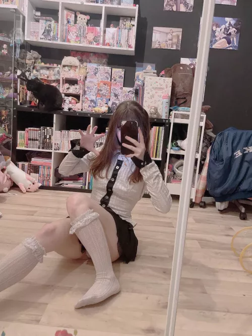 Be honest.. what do you think of thick 21yo girls like me? by goldenpupu