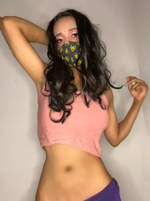 Can I get some?  by zarin_jexi