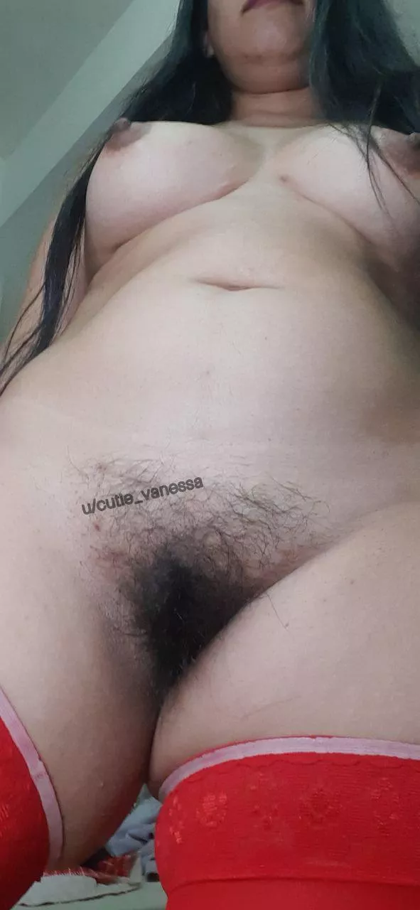 Chubby + Hairypussy posted by cutie_vanessa