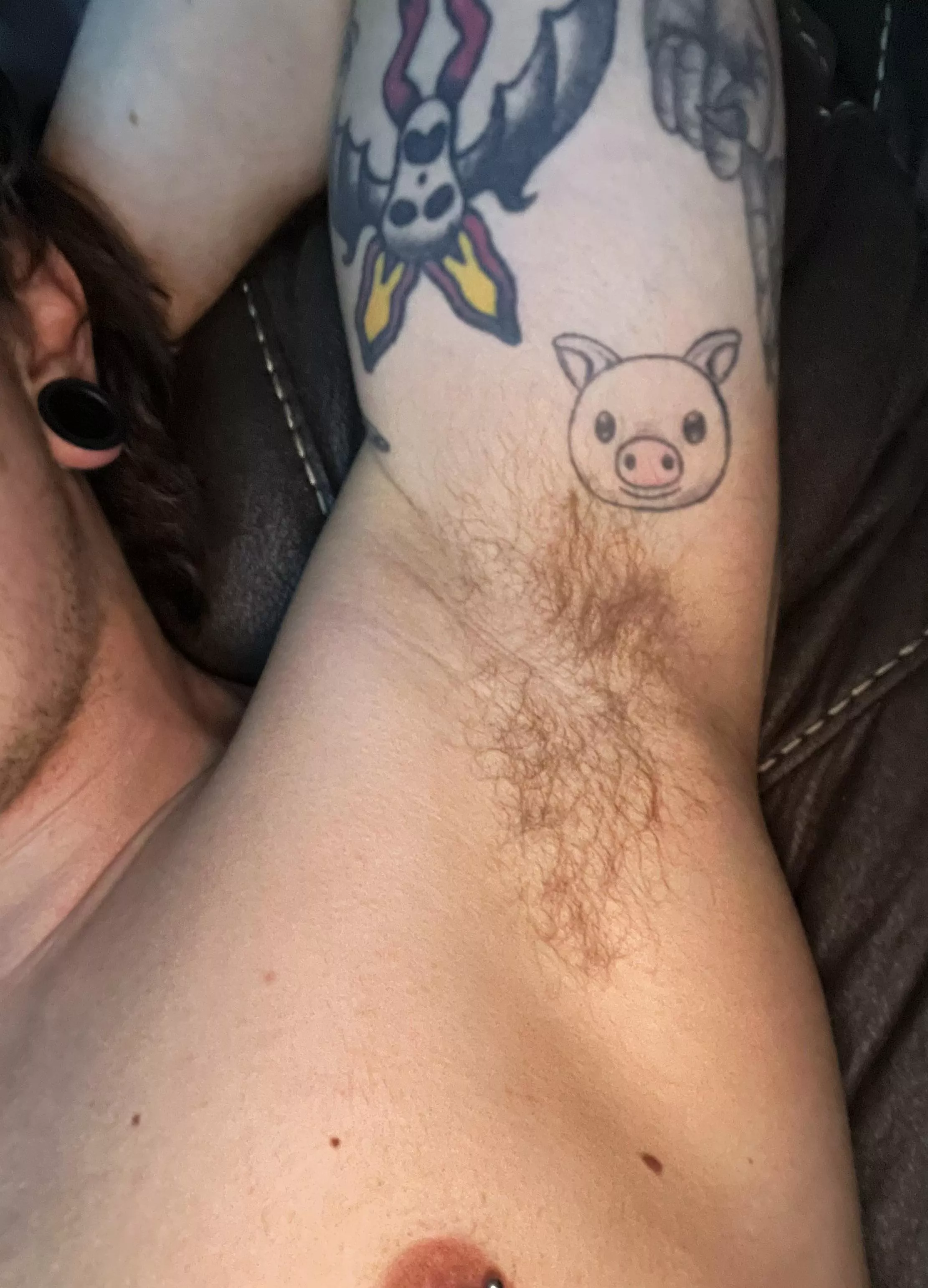 Come on bro, get your face in there already 😈🐷 posted by throwawayyy1182