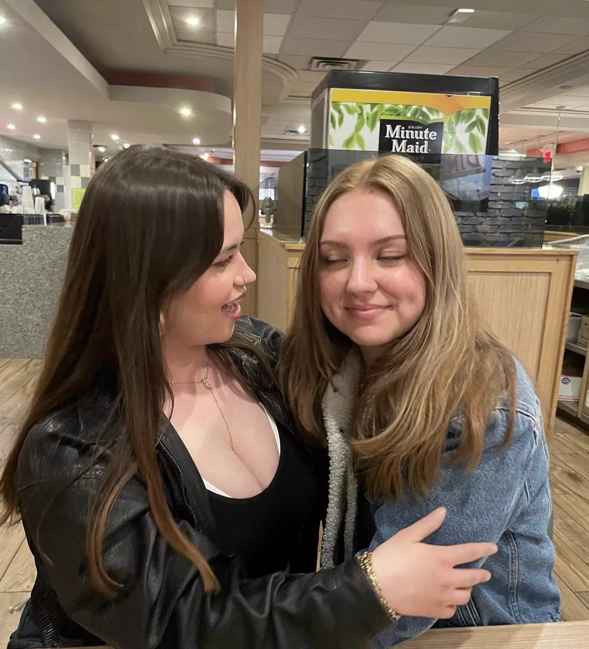 Convincing her to take the pic posted by nowhetellsme