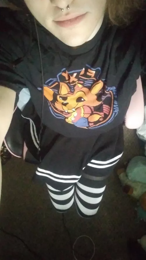 Feeling confident, here's a pic from a few weeks ago by ActuallyACatONLINE