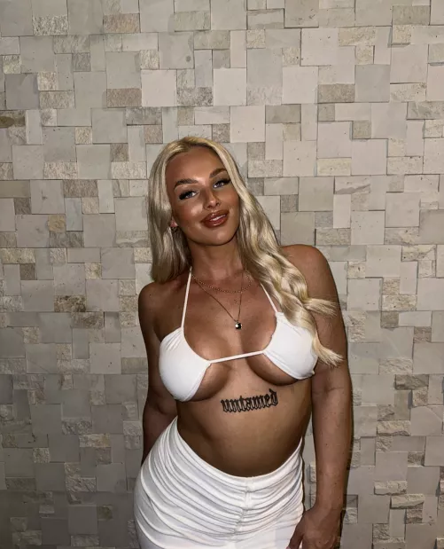 Follow(@sierra) by fan1905