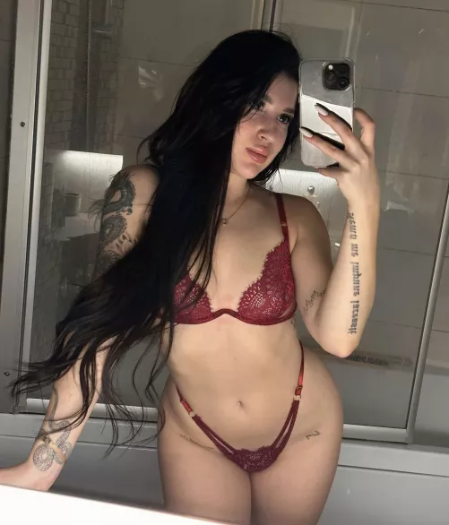 goth gal's are the best c*ck suckers in my opinion heheh by honeyaly