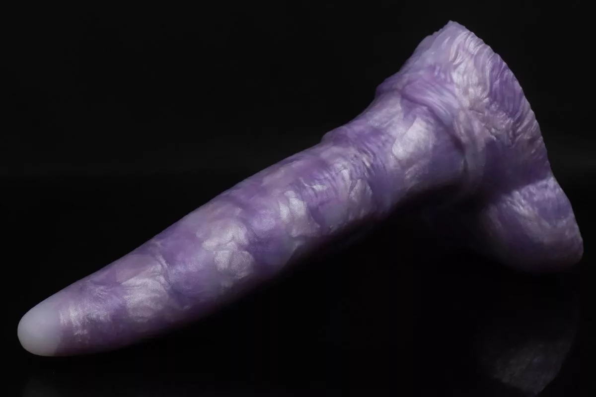 Haven’t seen BD release an amethyst pour for inventory in forever! 😍💜 it’s so pretty, wish they had more models in this pour posted by Hot_Strawberry663