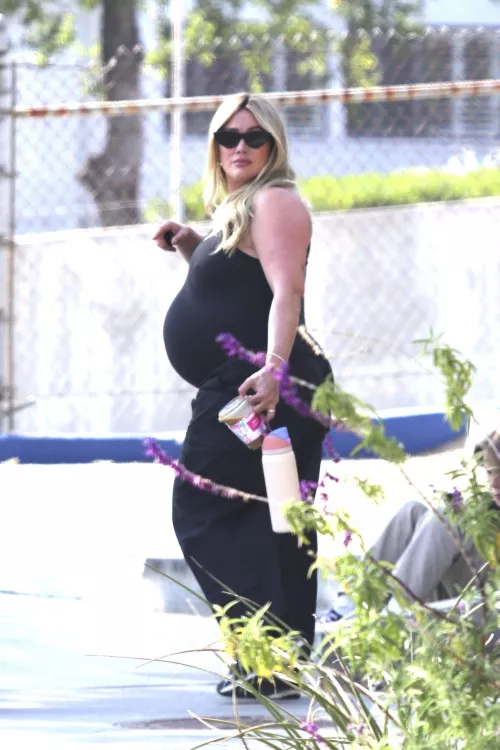 Hilary Duff by Extra_College_3881
