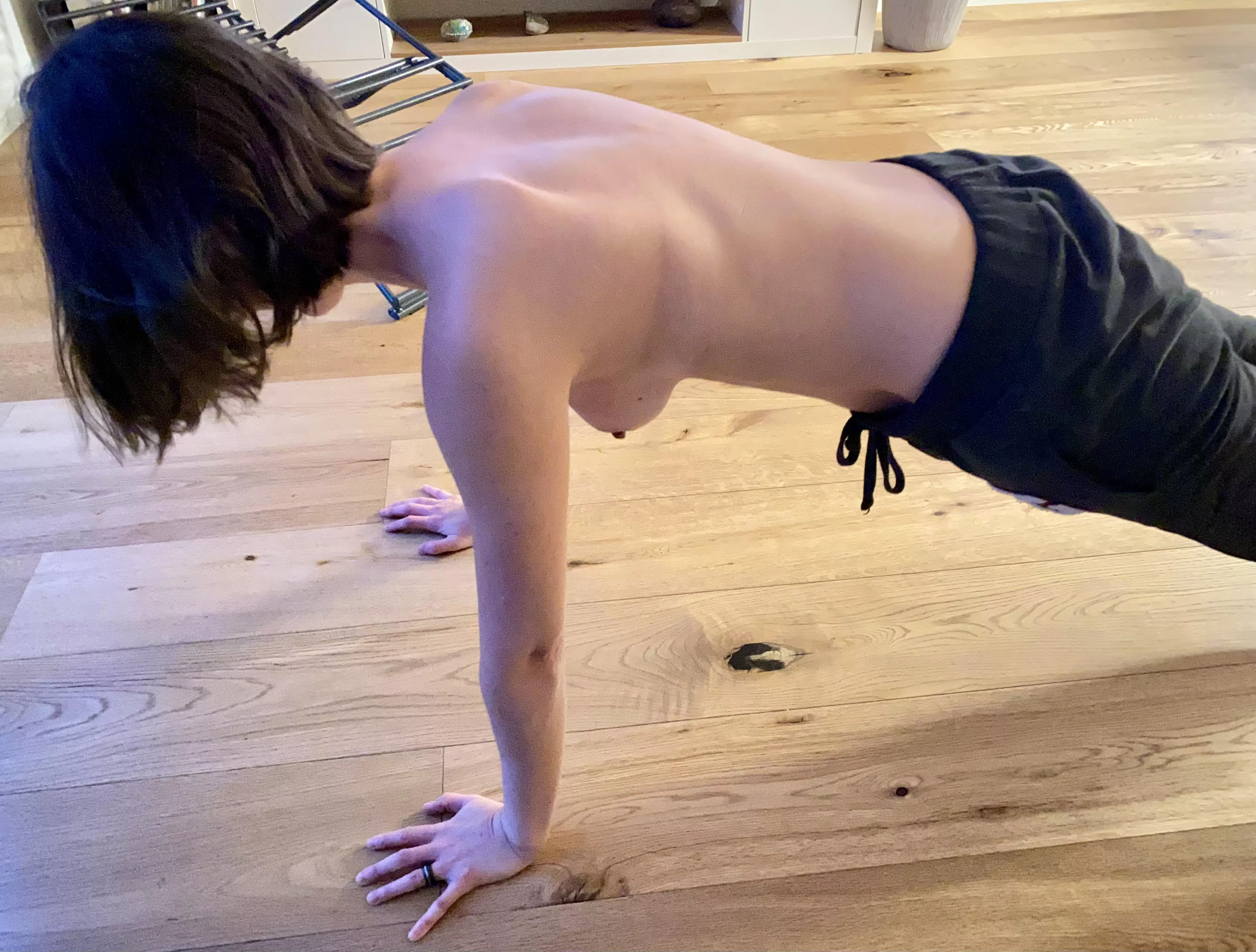 How long can you hold the plank position…(Swiss girl) posted by Lovers8886