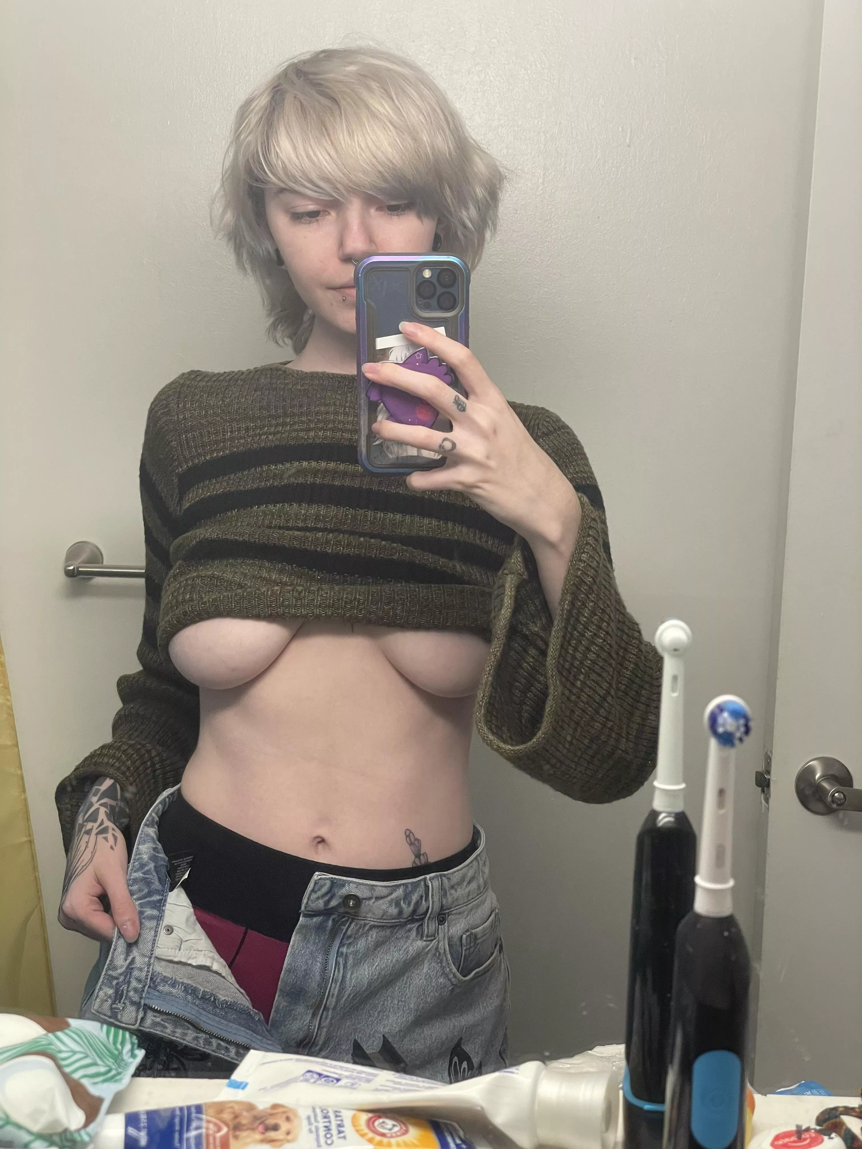 I love being the dominant boi that teases you  posted by ERASEDWeeaboo