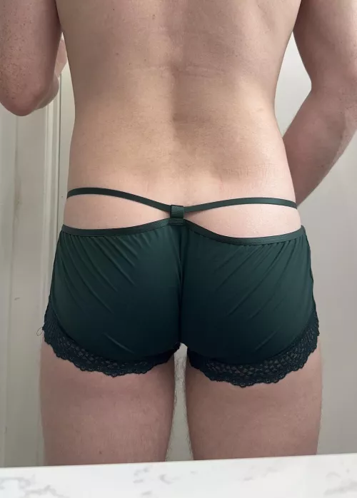 I love this shade of green by UrFavToolman