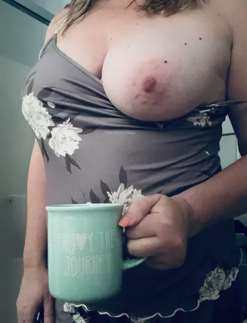 I’m your average, ordinary, everyday… by sweetdaiseymae