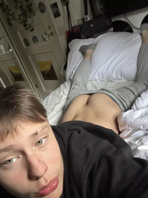 Just a selfie by Favoriteteenboy