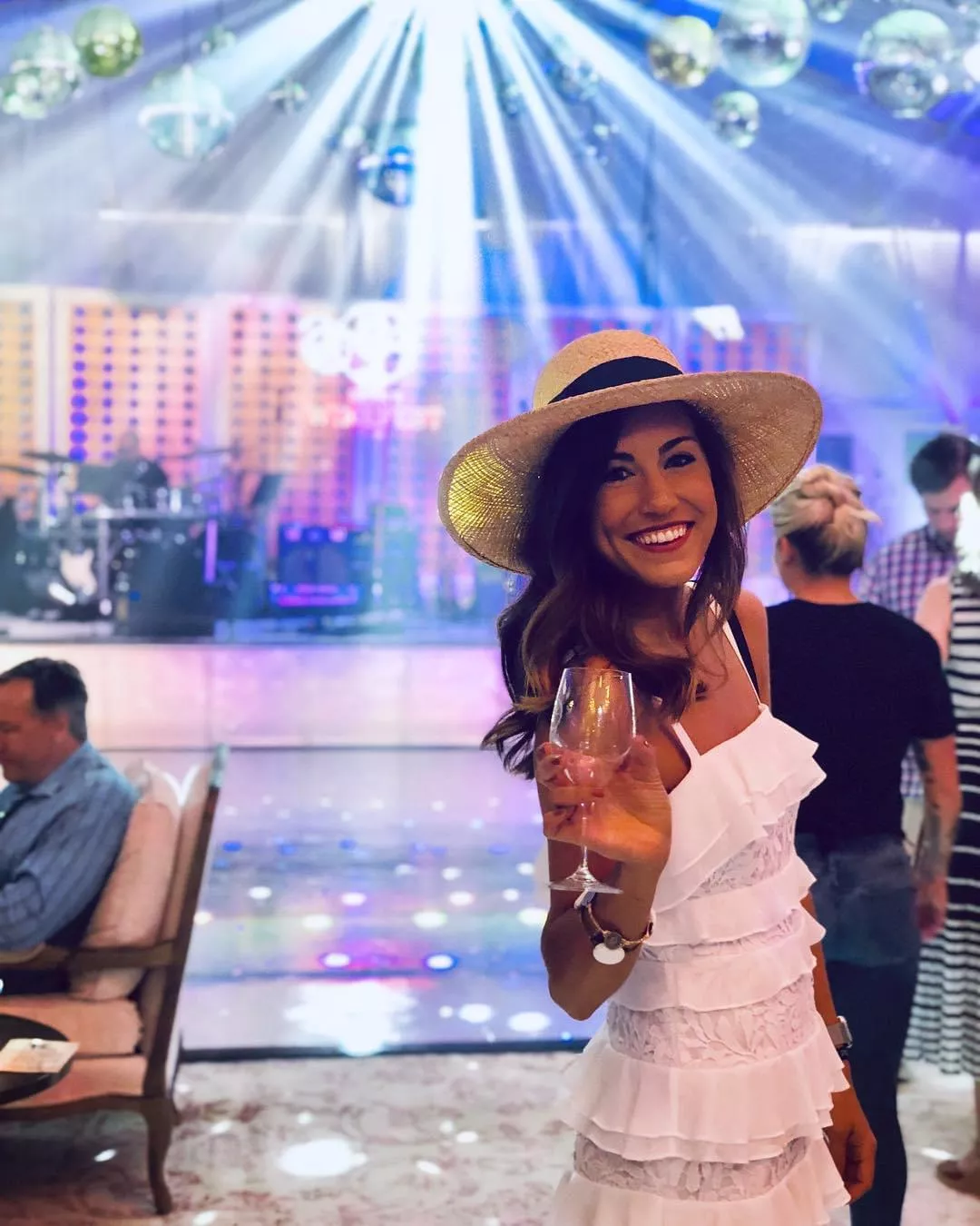 KLL Eva Lovia posted by carliengles