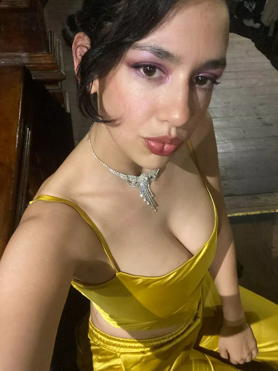 looking classy in gold posted by gabby_stimulus