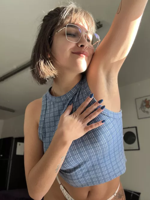 my armpits are soft for your tongue.... or your cock by mmalaquitaxxx