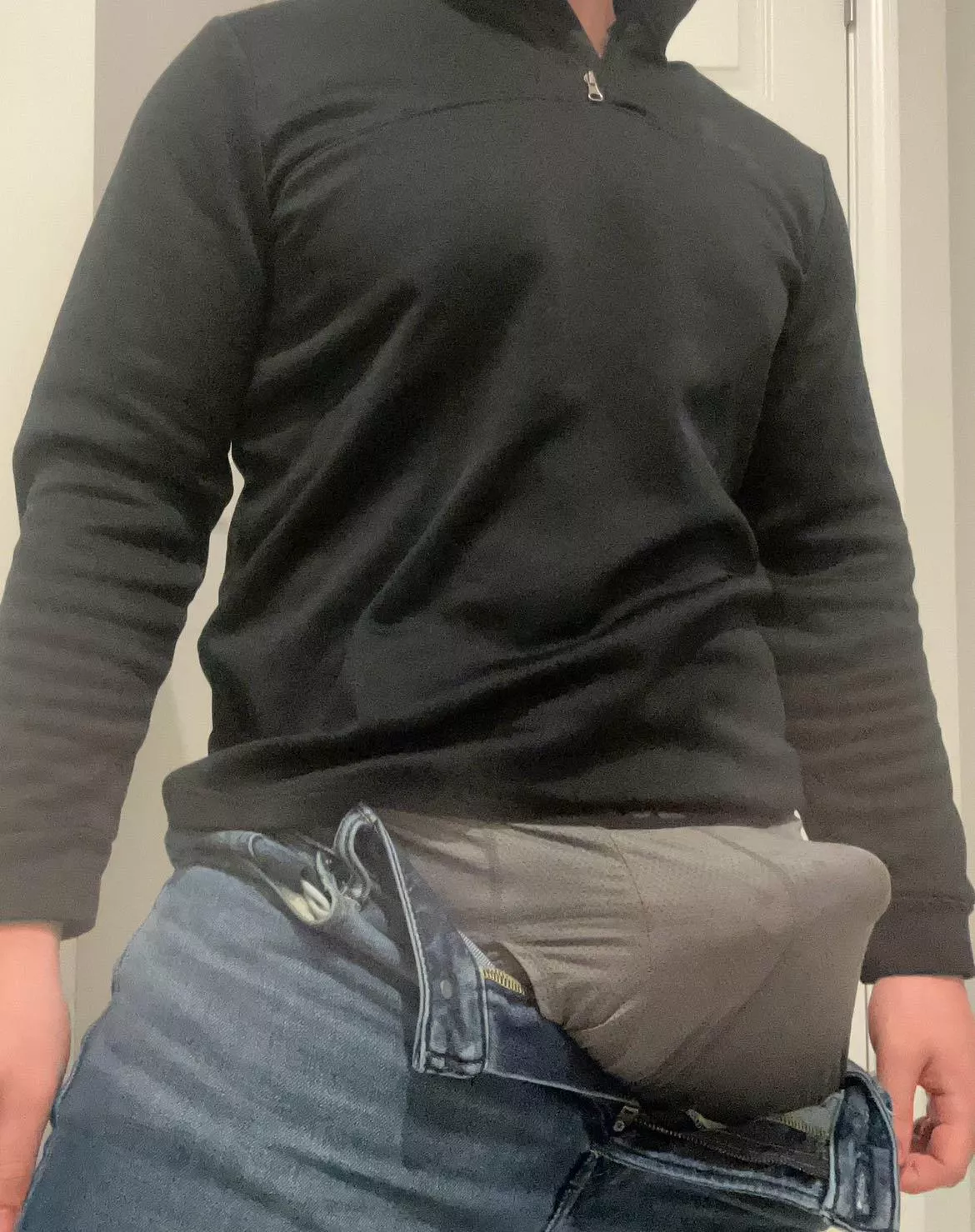 My jeans are kind of tight.. posted by xoxwow11