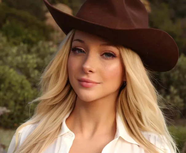 Natalie Levin by qwer5r