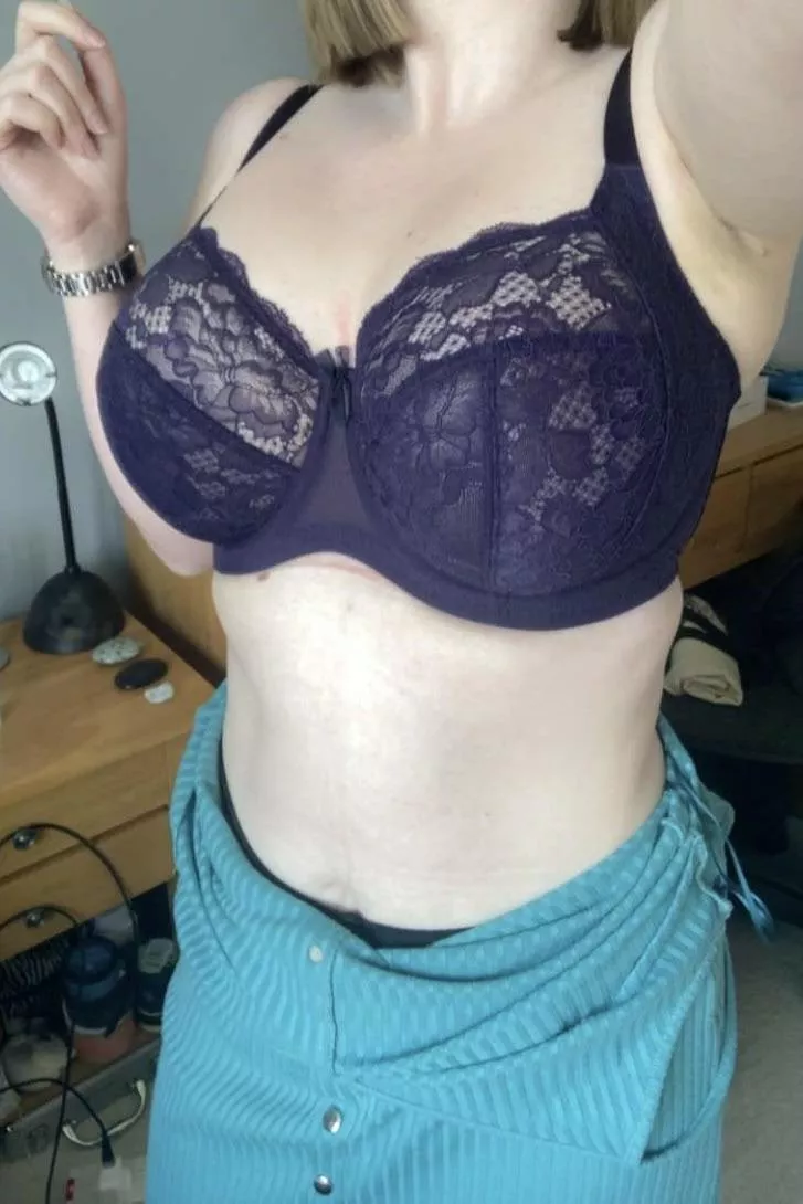 New bra :) [f] posted by PrincessLittleRobin
