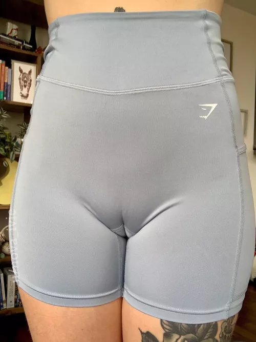 post-gym toe by nova_ivie