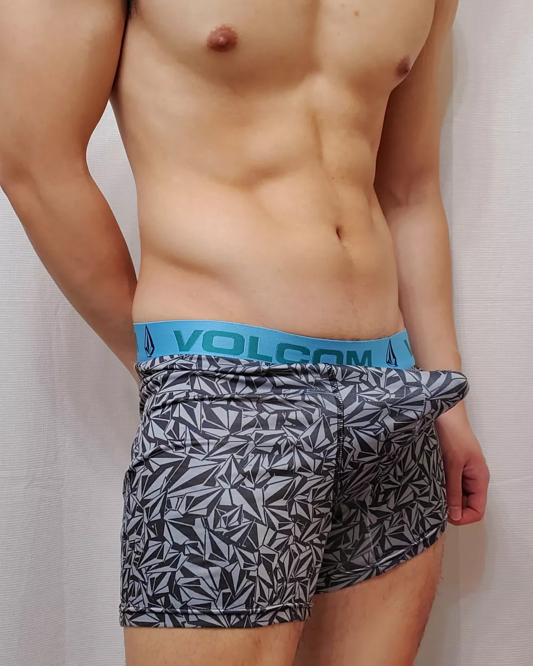 Pull them down please posted by BenjiTales