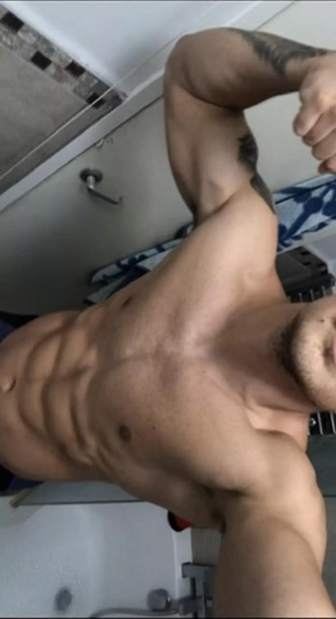 Quick abs check posted by Valdenzeus1