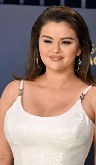 Selena Gomez posted by AdSpecialist6598