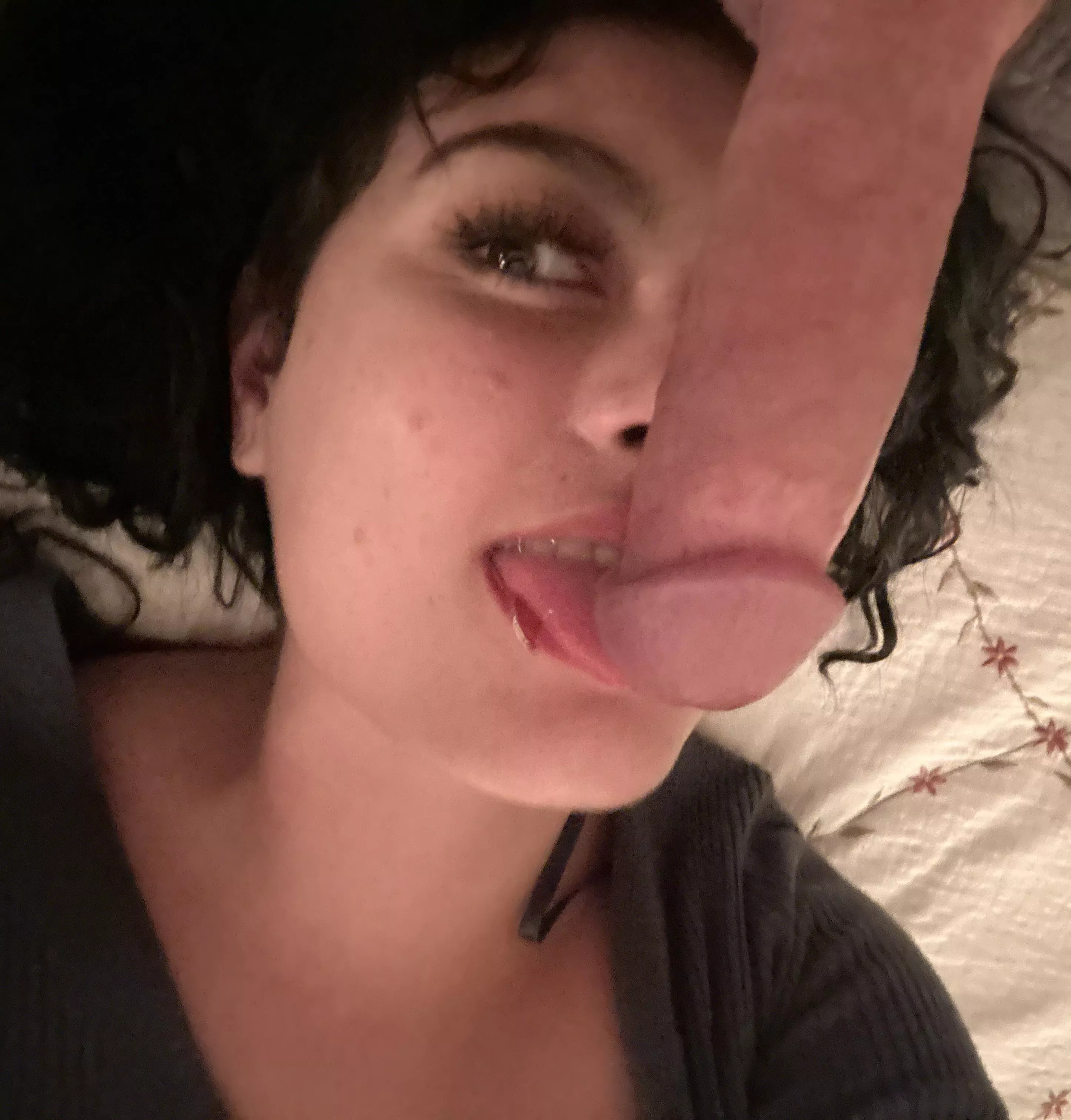 Selfie! posted by D33PSL0VV