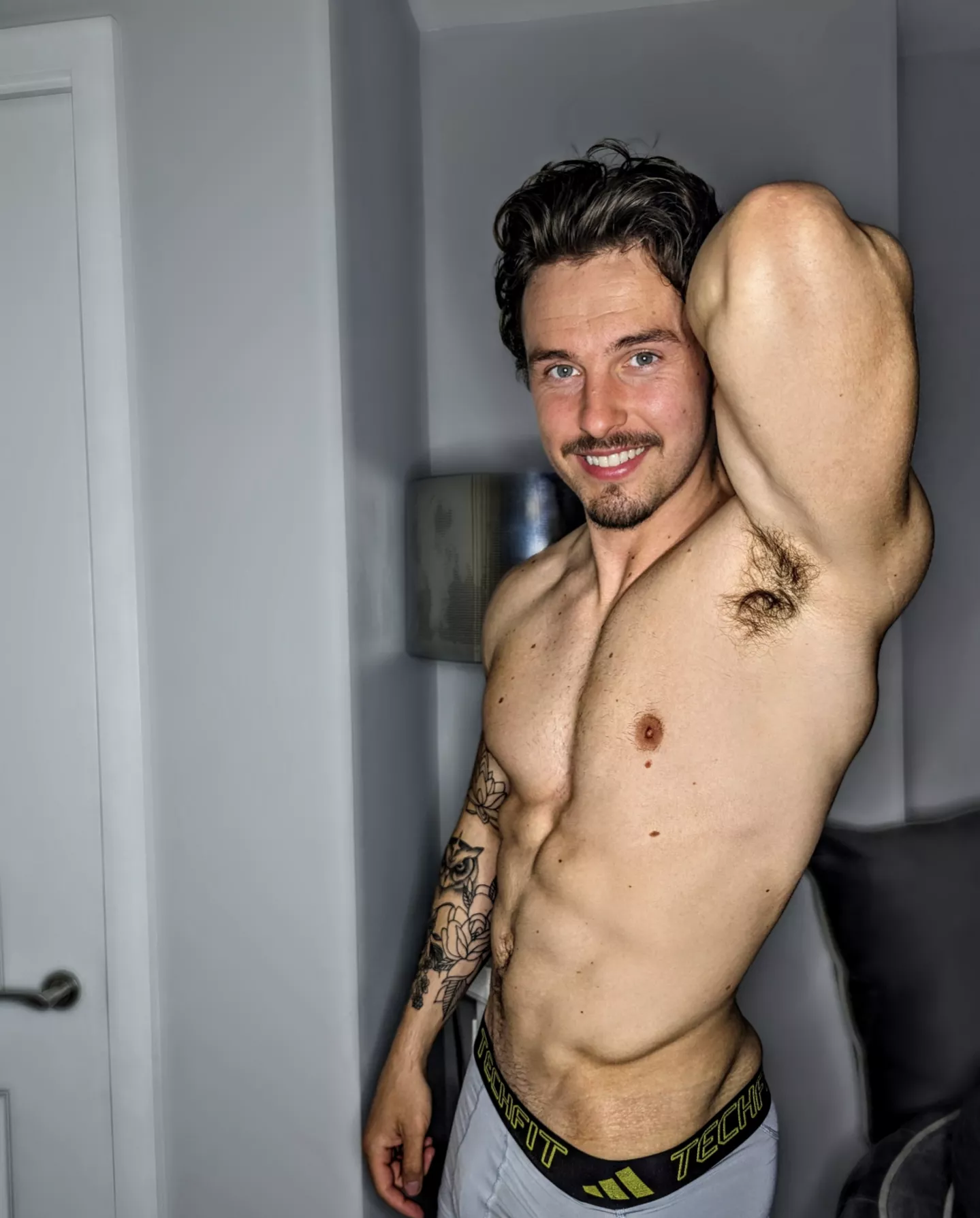 Shower time ... Who likes what they see? posted by Old-Contribution2960