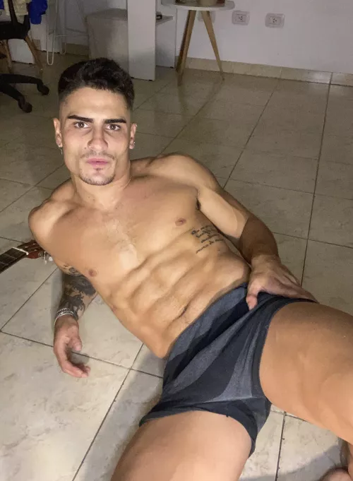 Tell me what you like most. by OliverKinggxoxo