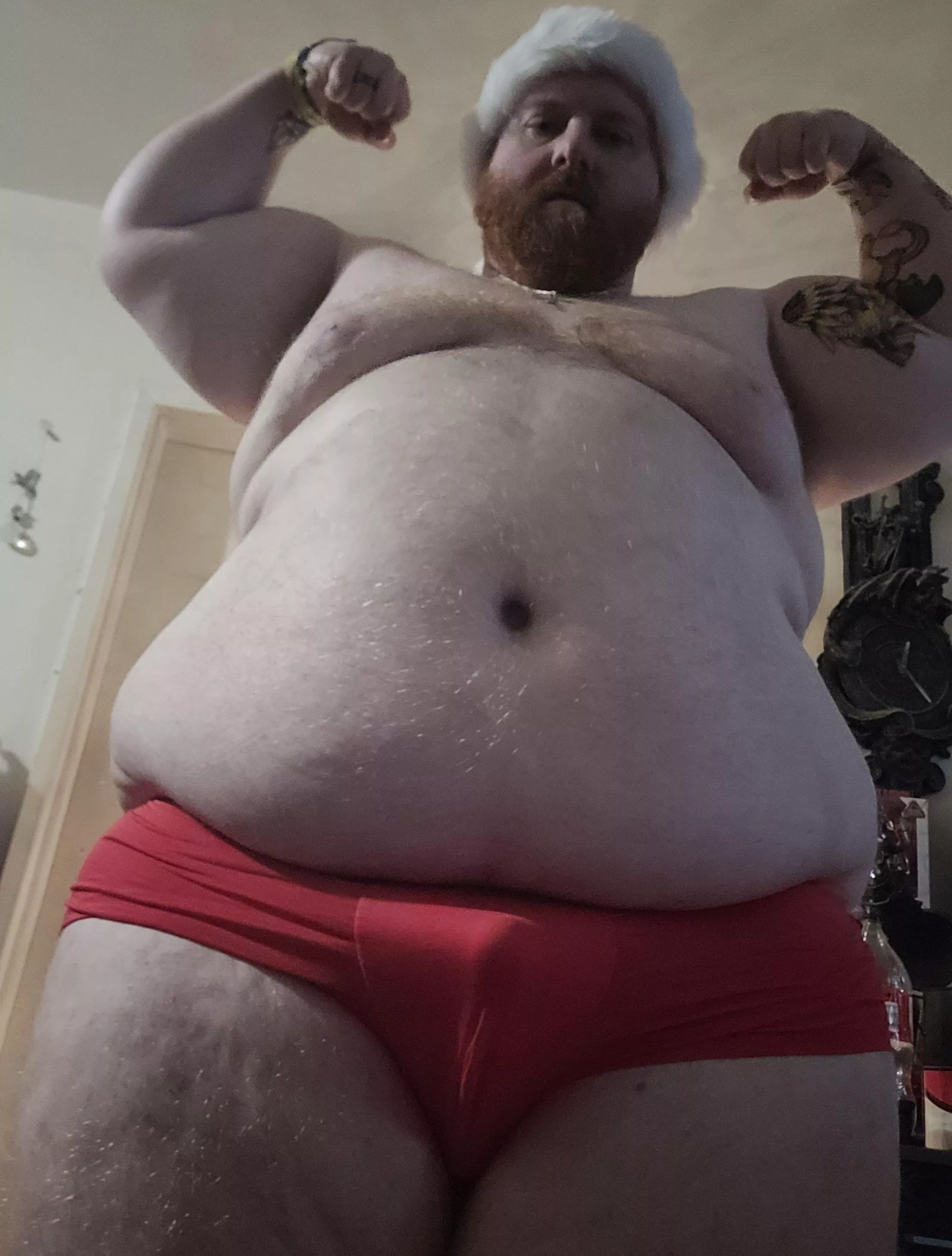 This is one of my fav pics of me.  posted by Historical-Ad8642