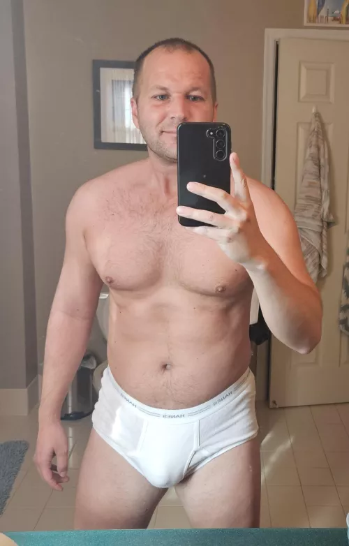 Waking up in briefs that aren't mine [38] by mbrf87