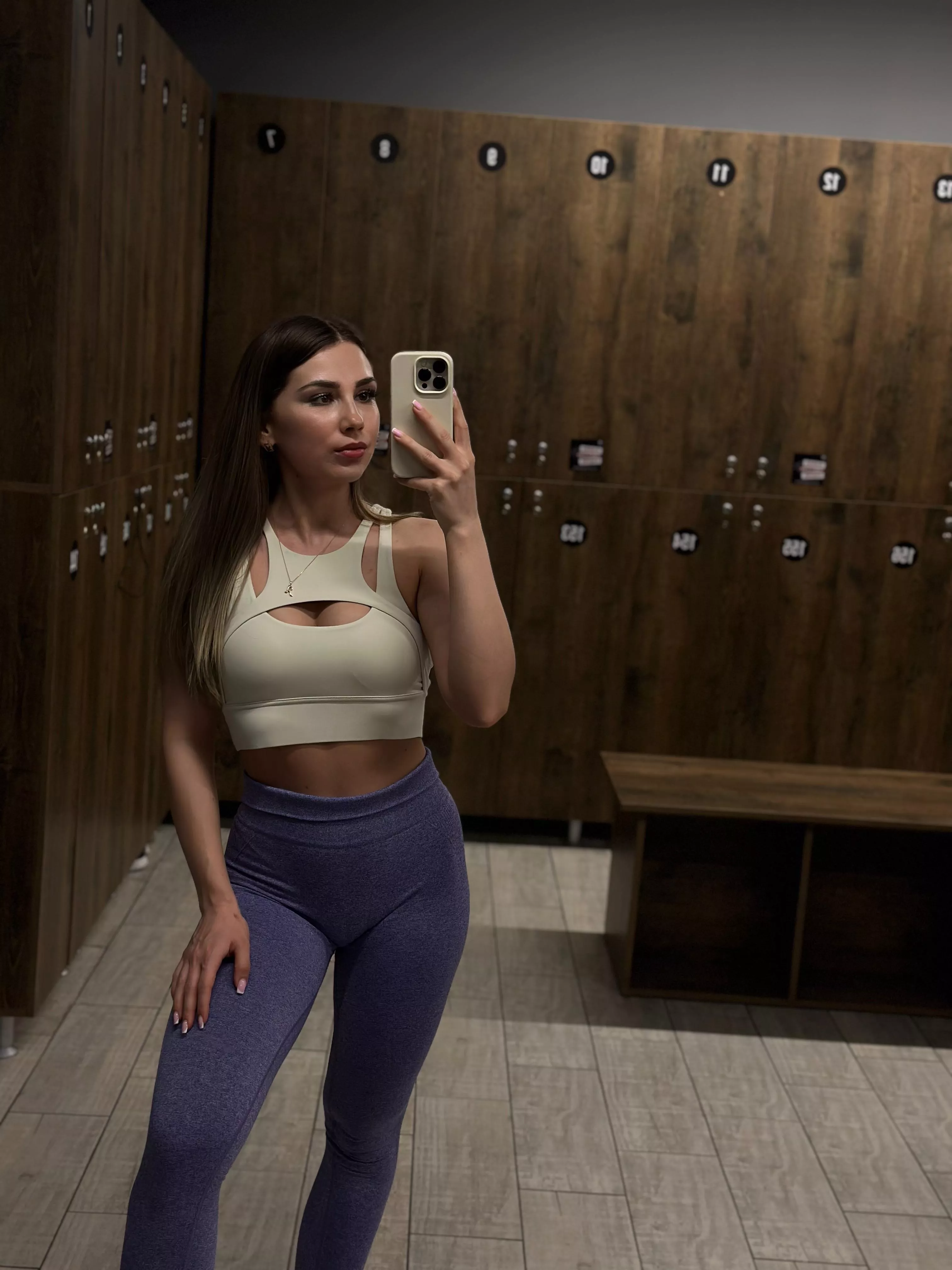 What do you think about this outfit + my face, is it a winning combo? ;) posted by Abriction