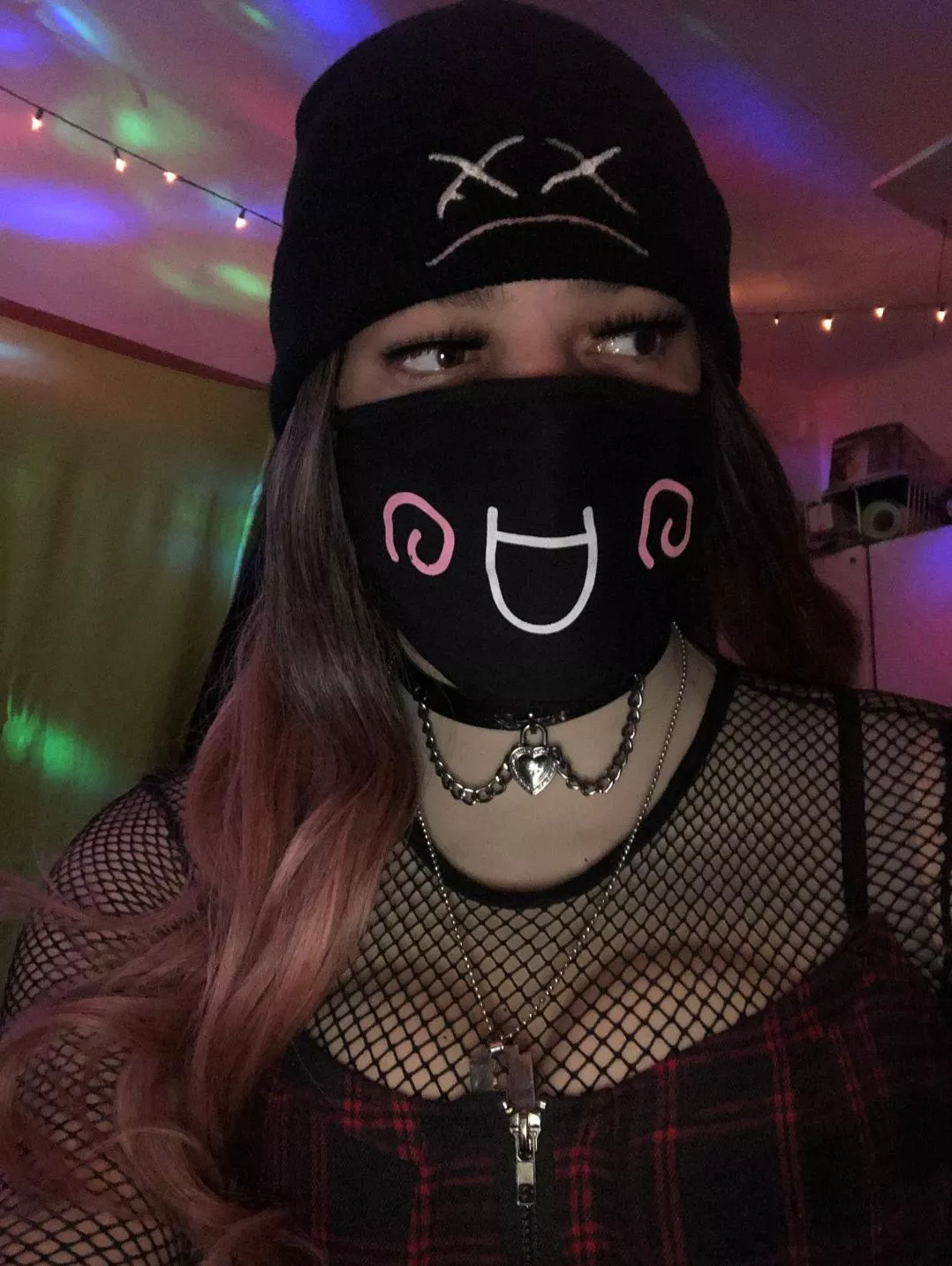 Where my fellow female at ??? posted by femlover12