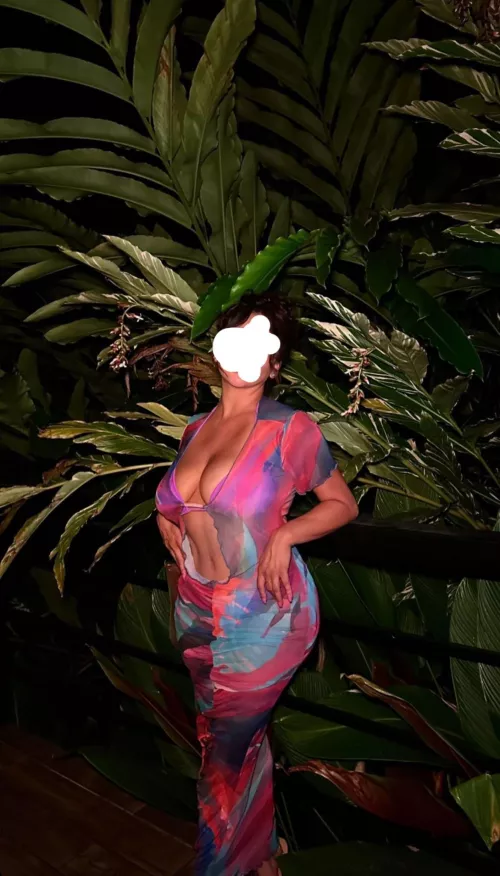 Wifey dressed up on our trip to 🇨🇷 by J_latto