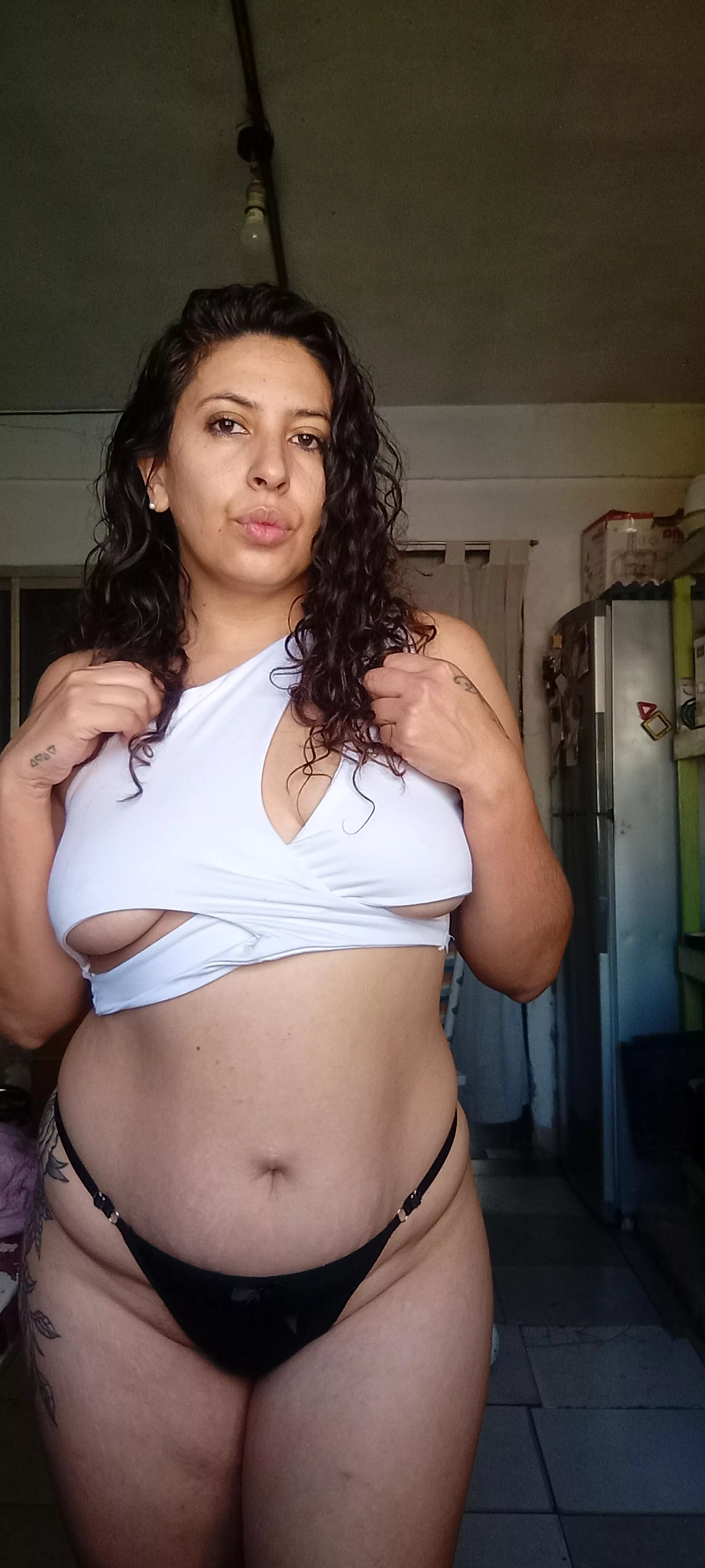 Would you eat or fuck first? posted by ButterflyBabe_x