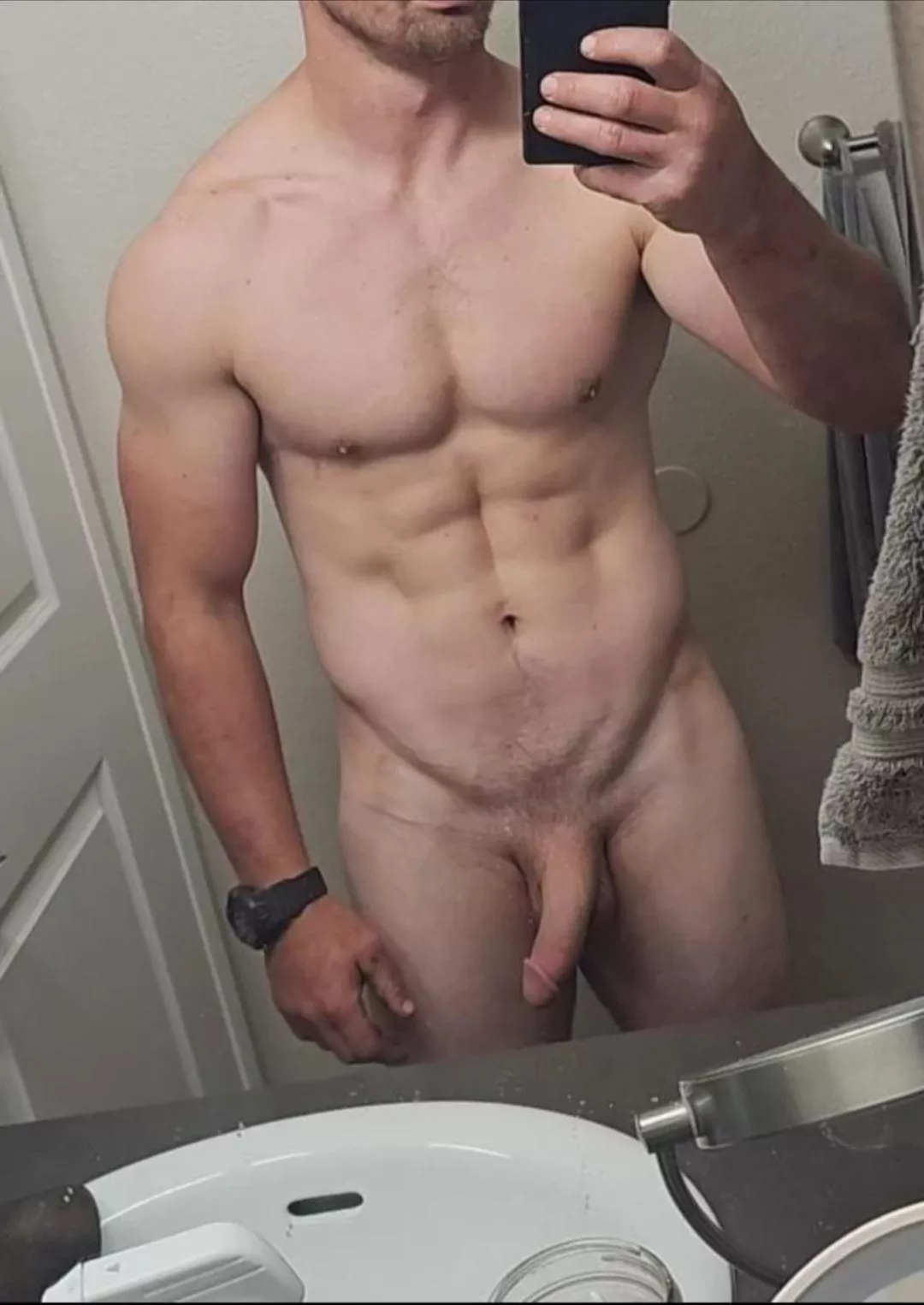 28(m) give me an honest rate please! posted by lucky5405