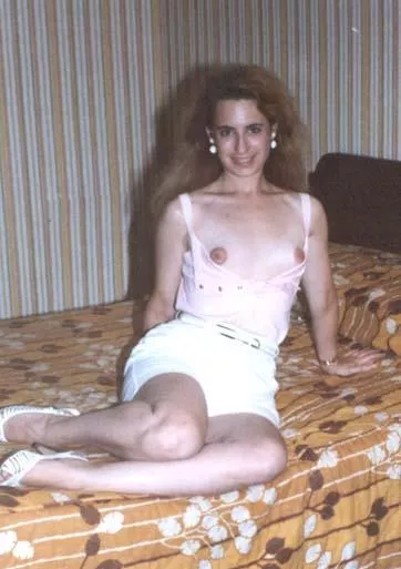 Abigale in pink posted by rossarron