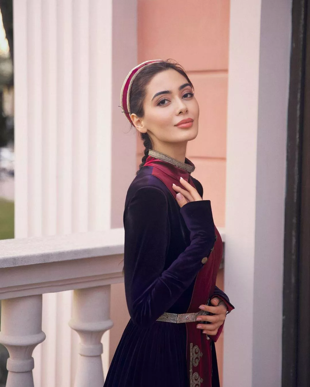 Beautiful Circassian girl ... posted by BusyFlower9