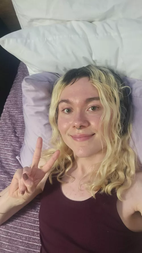 Been at school all day, I'm exhausted 😩  by Ashe-Orion