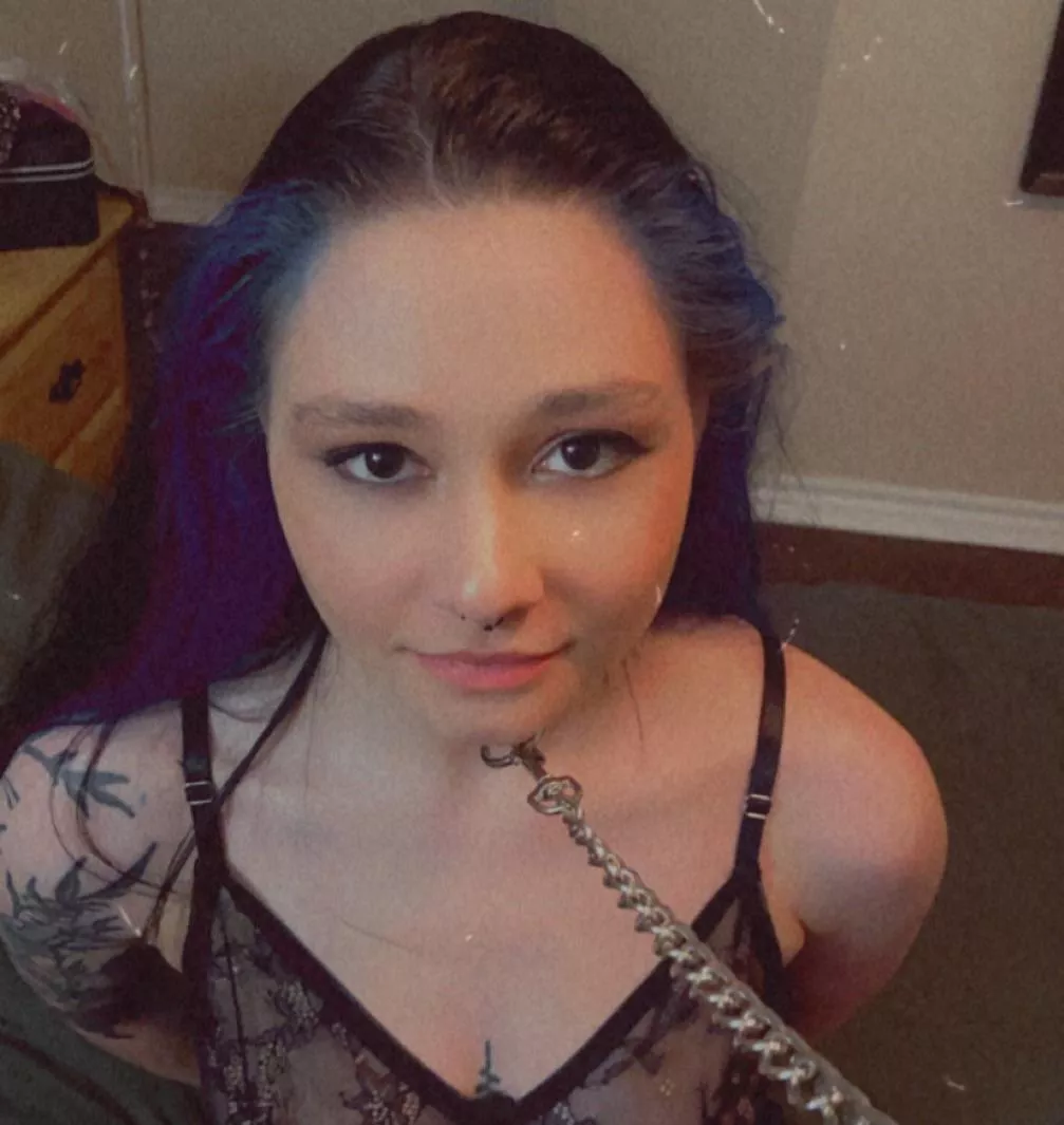 Collared Alt Cutie 🖤 posted by nottheghxst