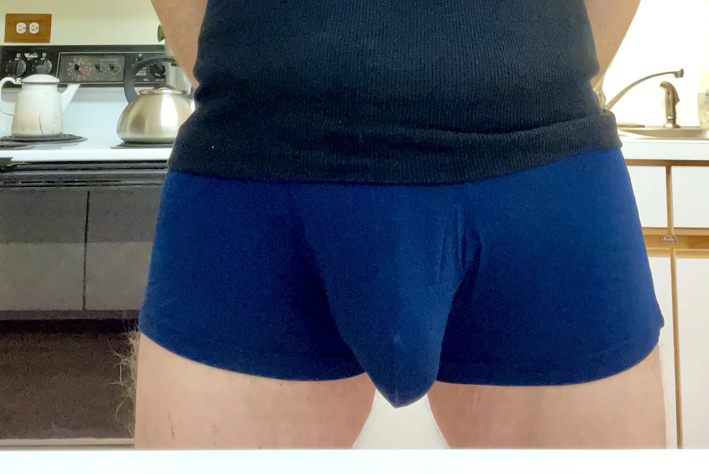 Dark Blue Bulge posted by shyishguyish