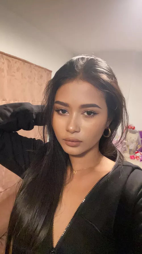 I hope my selfies to brighten your day! :) by Jutaphet_kraitap