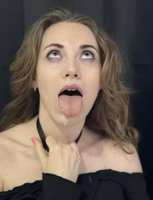 I love it when cum drips off me by whackingSubmerge