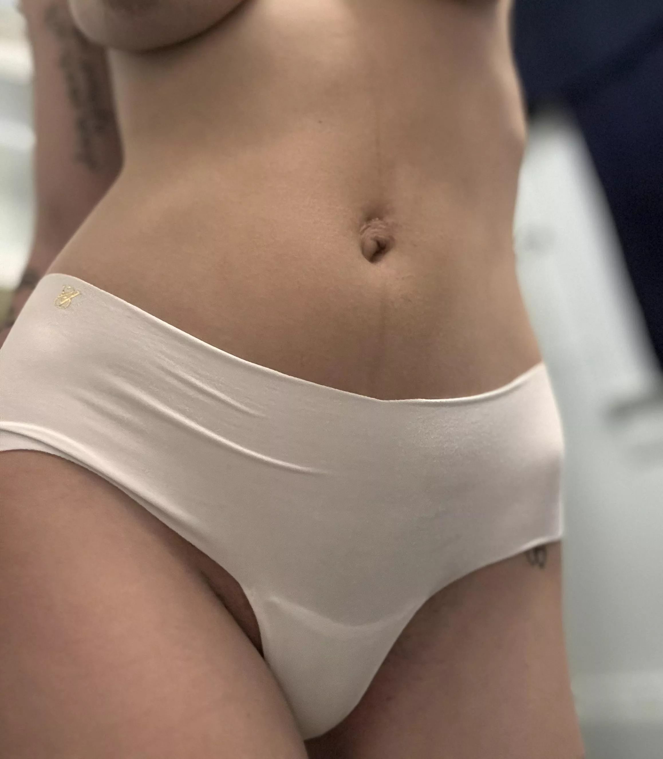 I need some attention  posted by Ninajaneexx