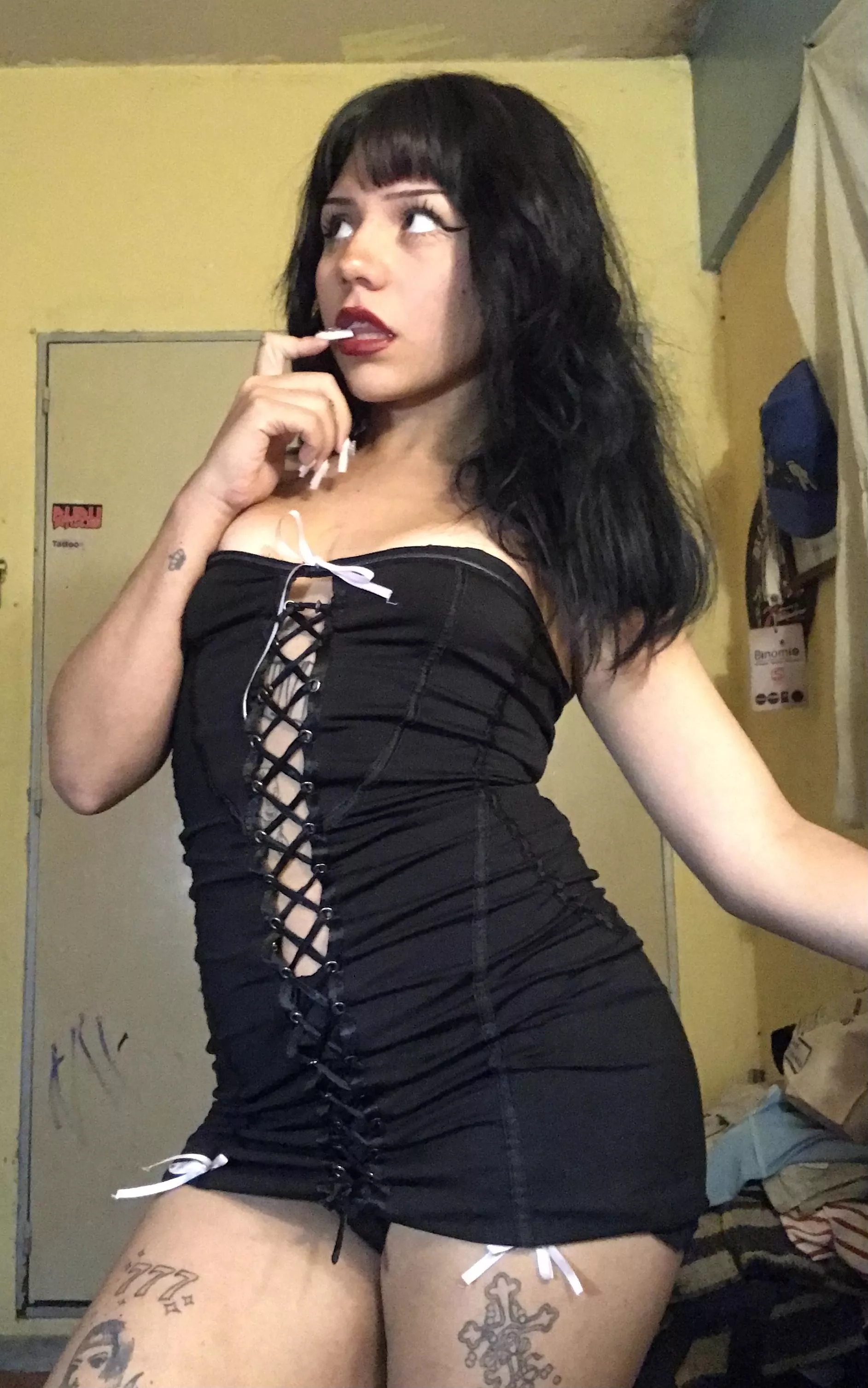 I need someone who will take off my tight dress... u get a kiss on the cheeks after posted by confused_donkey