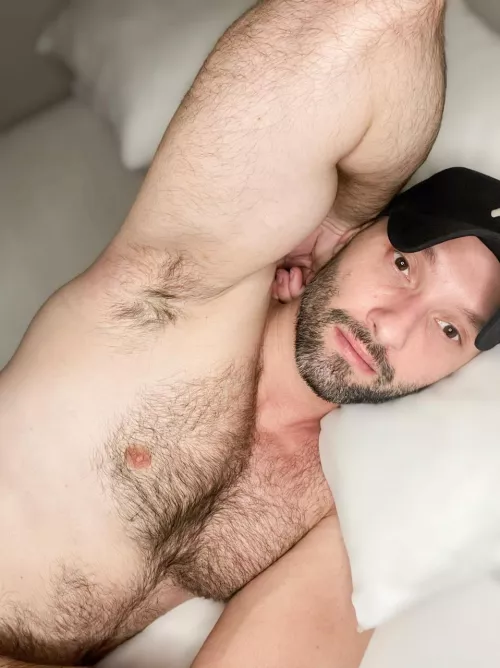 I never wear deodorant I hope u don’t mind bro by SensualKit