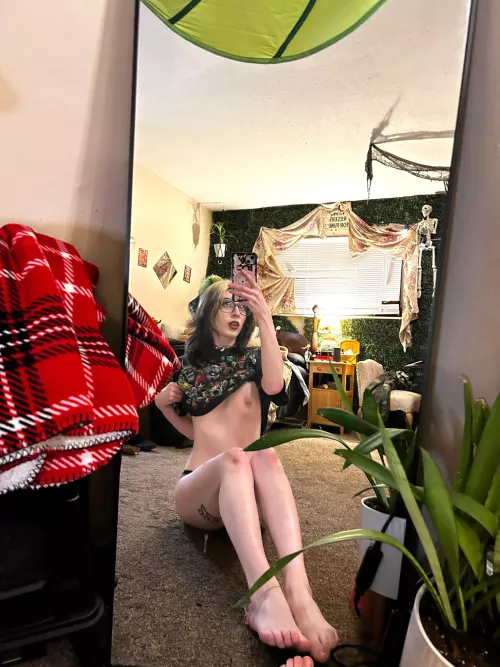 If you bump into me at a concert and I told you to find me in the washroom with no panties on, what's your move? by TheMetalSmasher