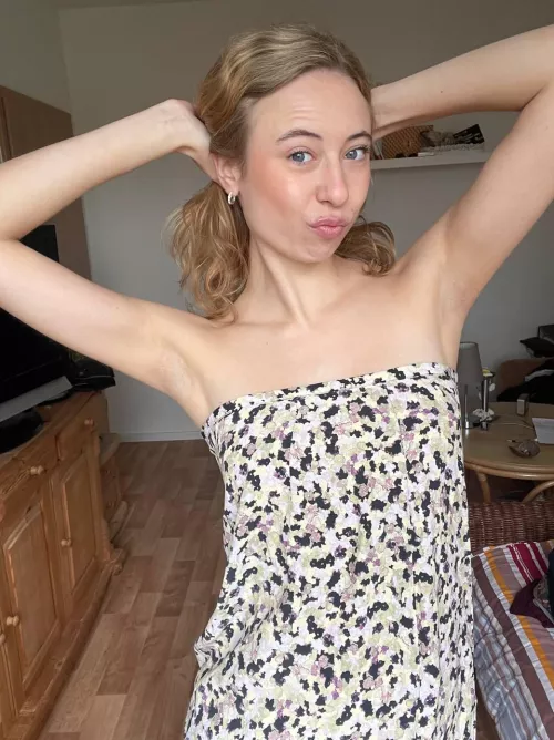 I'm wearing this on our first date, without underwear by verderoo