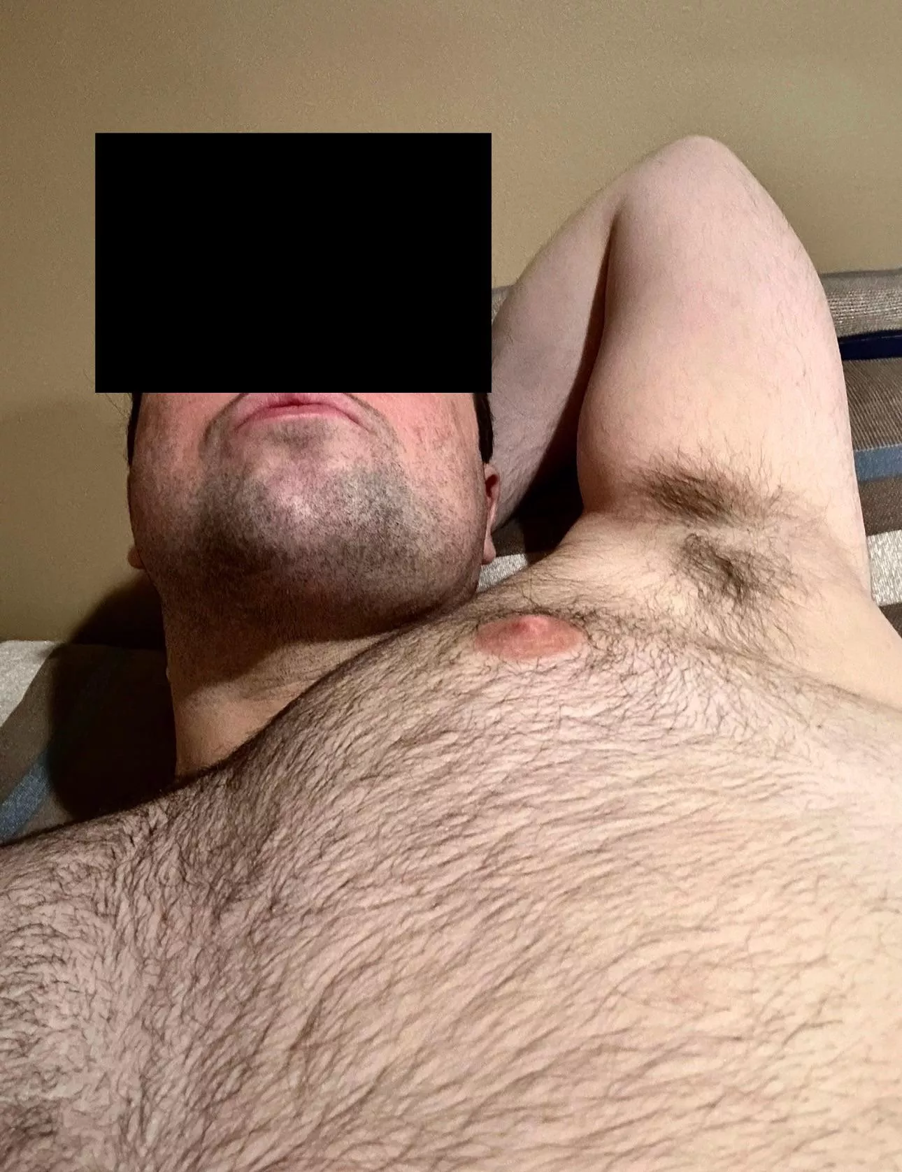 It’s a pecs and pits kinda day 😉😈 posted by bjk0494